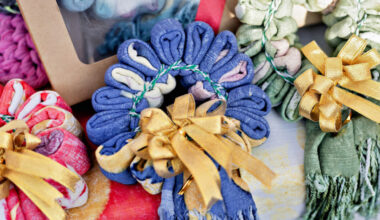 มาลัยห่มอุ่น  Hom-Oun Scarf Garland